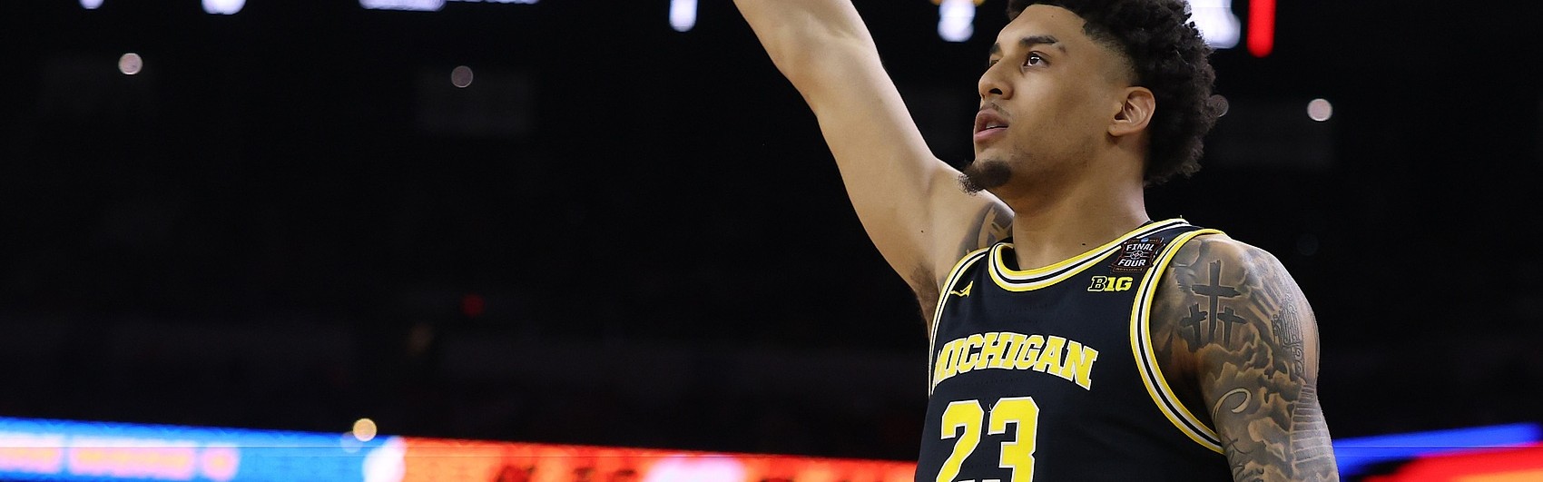 带伤作战助队夺冠！热门秀伦德博格13中4&amp;罚球5中5 拿到13分