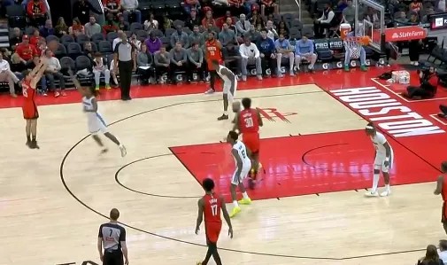 华体官网登录入口-谢泼德下半场开局连中两记三分已得16分，火箭领先27分