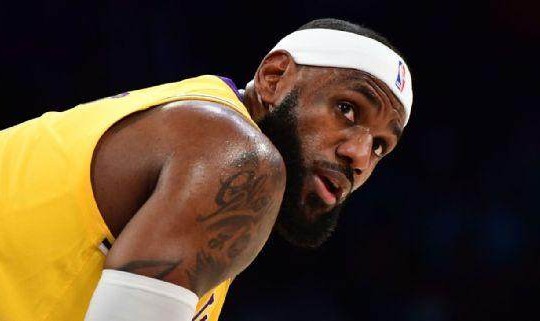 【观察】多项里程碑等待詹皇 得分超马龙升第二在望